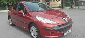 Predám Peugeot 207 1.4 benzín r.v.2006