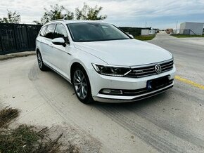 VW Passat Variant 2.0 TDI 4Motion DSG - 1