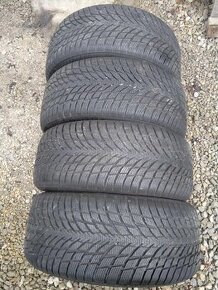 235/45 R 18 98 V XL NOKIAN zimné.