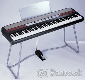 Korg SP 250 - Stage piano, zánovný stav