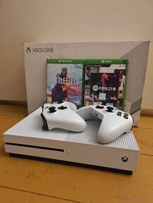 ✅ Xbox One S 500GB, 1TB + 2x ovládač + 2x Hry ✅