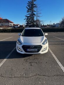 Hyundai i30 1.6i CRDi 81kw - manuál -6 stup. prevodovka