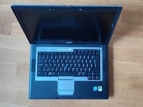 Dell Latitude D820 15" - 1