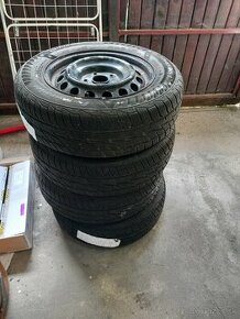 Predám disky z pneumatikami 195/65 r15 na toyotu auris