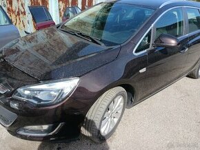 Opel Astra J combi