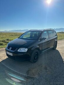 Volkswagen Touran 2.0 tdi DSG - 1