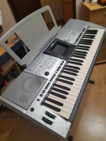 Yamaha PSR-3000