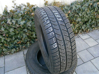 Predám 2x zimné pneu Continental 225/70 R15C 112/110R