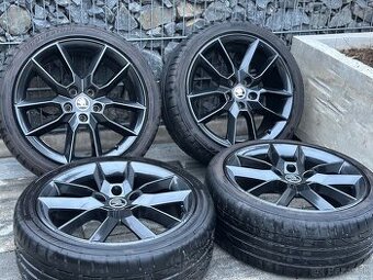 ✅5x112 r18 Gemini octavia rs 3 black gemini original