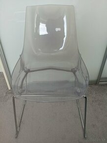 Plastová stolička - 1