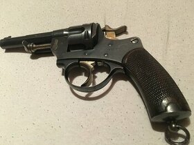 Francúzsky revolver Mass 74 - 1