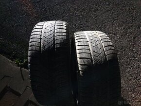 225/45 R17