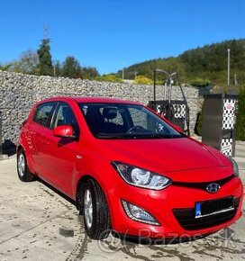 Hyundai i20 1.4 benzín 74kw 2013