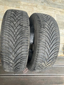 BFGoodrich 215/60 R16 zimne pneu