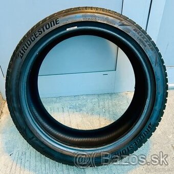 Bridgestone Blizzak LM005 255/40 R20 101V XL