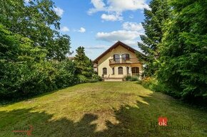 5i RD 198m2 so záhradou, garážou, pozemok 514m2 -  VAJNORY