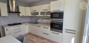 HALO reality - rezervované - Predaj, trojizbový byt Banská Š