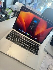 Macbook Pro 13” s touch bar - 1