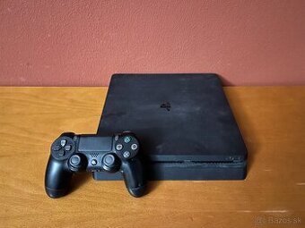 Predám PS4 Slim 1TB + Controller