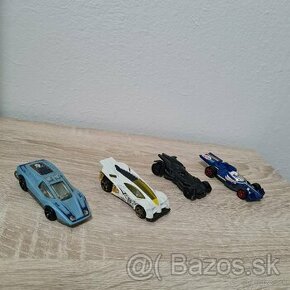 Hot wheels Autíčka - 1