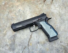 CZ Shadow 2 vzduchová pištol 4.5 steel BB blowback CO2