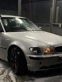 Bmw 318i - 1