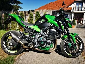 Kawasaki Z900 - 1