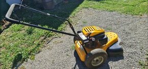 Cub cadet. strunová kosačka