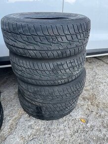 Zimne pneumatiky 215/60r16 matador