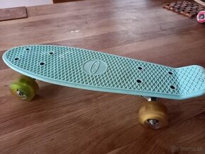 Detský svietiaci pennyboard