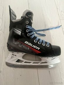 BAUER VAPOR 3X VEĽKOSŤ 5,5D