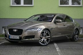 Jaguar XF 3.0D TDV6 Portfolio Auto - 1