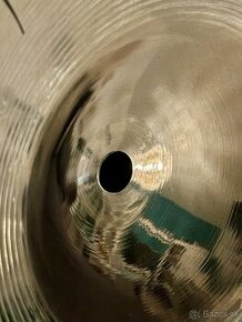 Zultan 18" rockbeat holey crash - 1