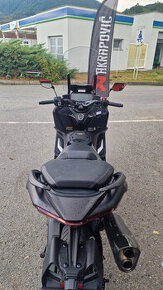 Yamaha T-MAX 560