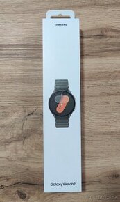 Nové Samsung Galaxy Watch7 LTE 40 mm, Green