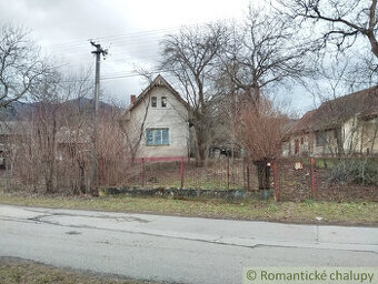 Starý dom na rovinatom pozemku v obci Krpeľany (bez pozemk