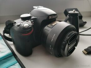 Nikon D3200 + AF-S NIKKOR 35mm clona F1.8