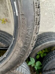 225/45 R17 zimné - 1