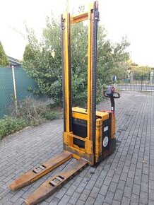 Vysokozdvižný elektrický paletový vozík Jungheinrich 4,4m