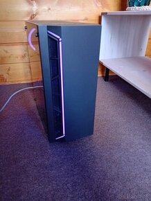 hráčske PC v cene 290e so 4jadrom  i3 10th  16GB a RX5500 XT