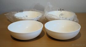 4-dielna sada Tupperware misky