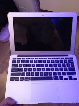 MacBook air 1465