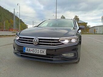 Passat b8.5 Full led Matrix / Navi / Masáž / DSG / Virtuál p