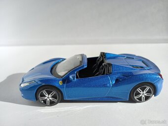 BBURAGO - FERRARI 488 SPIDER - 1:43 - POZRI DETAILNÉ FOTO