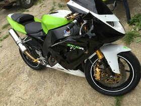 kawasaki zx10r