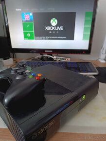 Predam xbox 360Slim E 250GB hdd