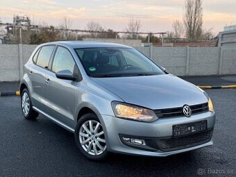 VW Polo 1.6 TDI 6R strieborna metalíza