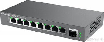 Grandstream GWN7701M Unmanaged Network Switch 8x2,5Gb portov