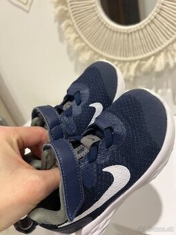 Botasky NIKE 25