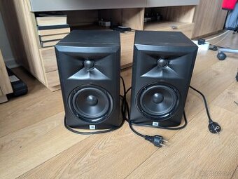 JBL LSR305 Štúdiové monitory